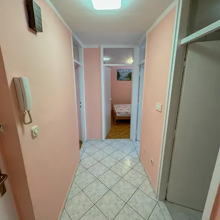 Apartman Laguna In With Parking